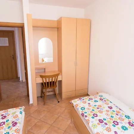 Okrug Gornji 3 Traù