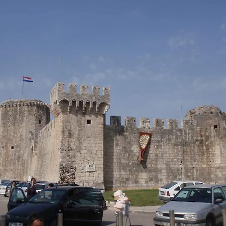 Okrug Gornji 3 Appartamento